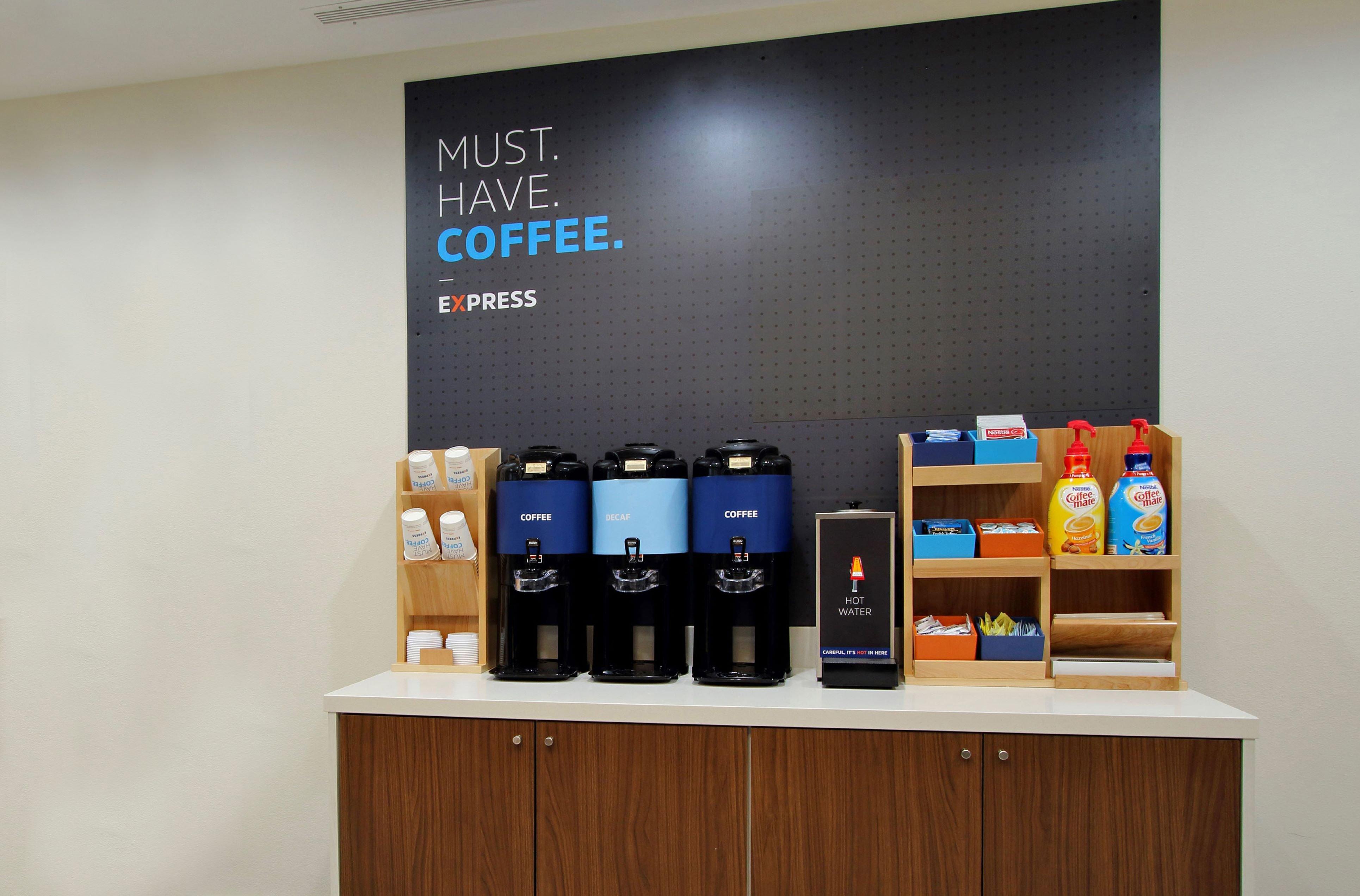 Holiday Inn Express & Suites Cold Lake By Ihg Экстерьер фото